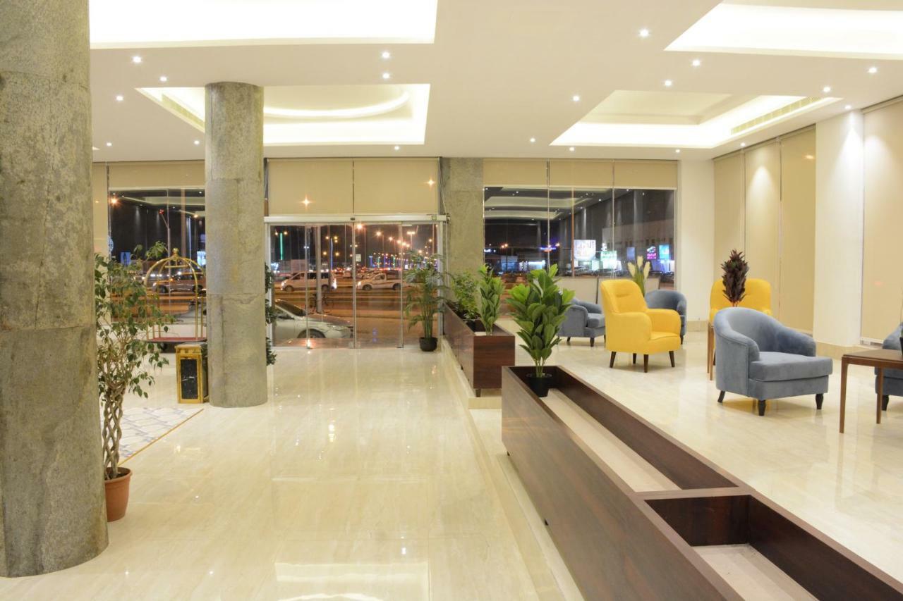 الايوان للاجنحة الفندقية E1 Hotel Al Kharj Ngoại thất bức ảnh