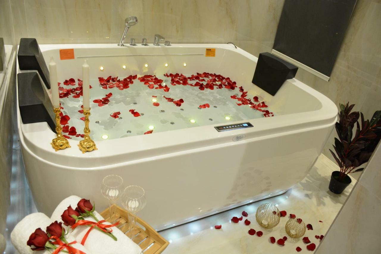 الايوان للاجنحة الفندقية E1 Hotel Al Kharj Ngoại thất bức ảnh
