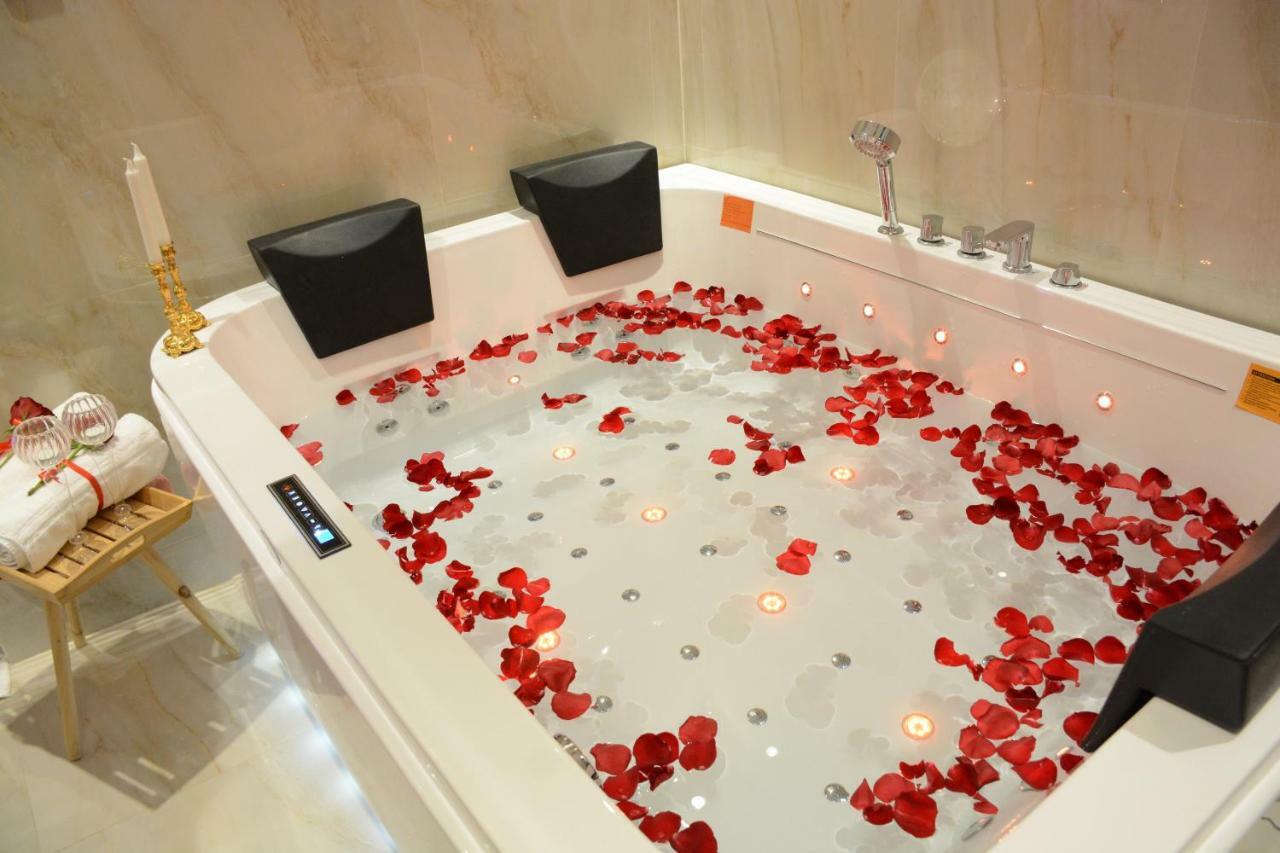 الايوان للاجنحة الفندقية E1 Hotel Al Kharj Ngoại thất bức ảnh