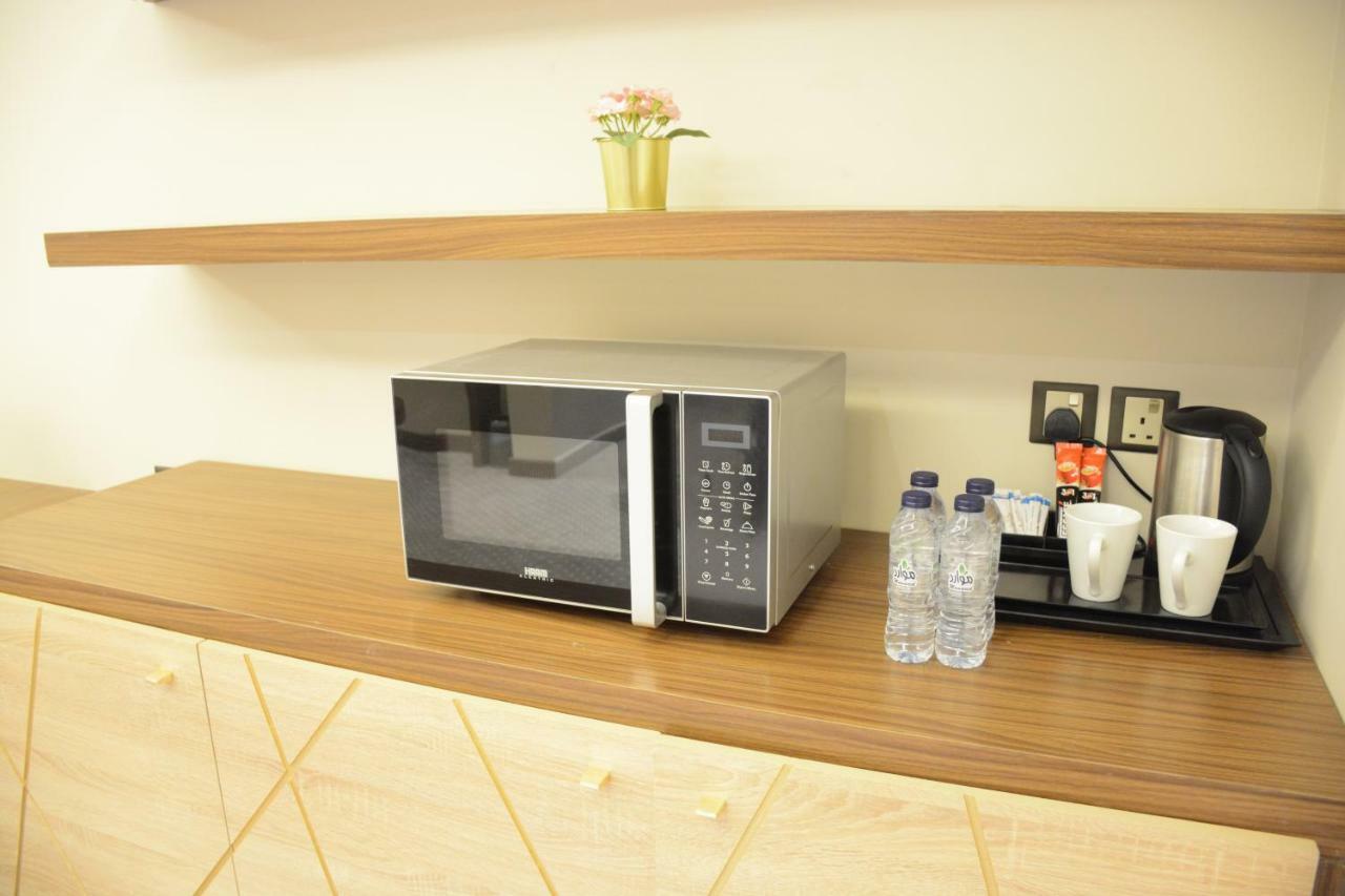 الايوان للاجنحة الفندقية E1 Hotel Al Kharj Ngoại thất bức ảnh