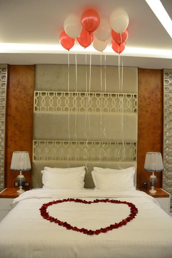الايوان للاجنحة الفندقية E1 Hotel Al Kharj Ngoại thất bức ảnh