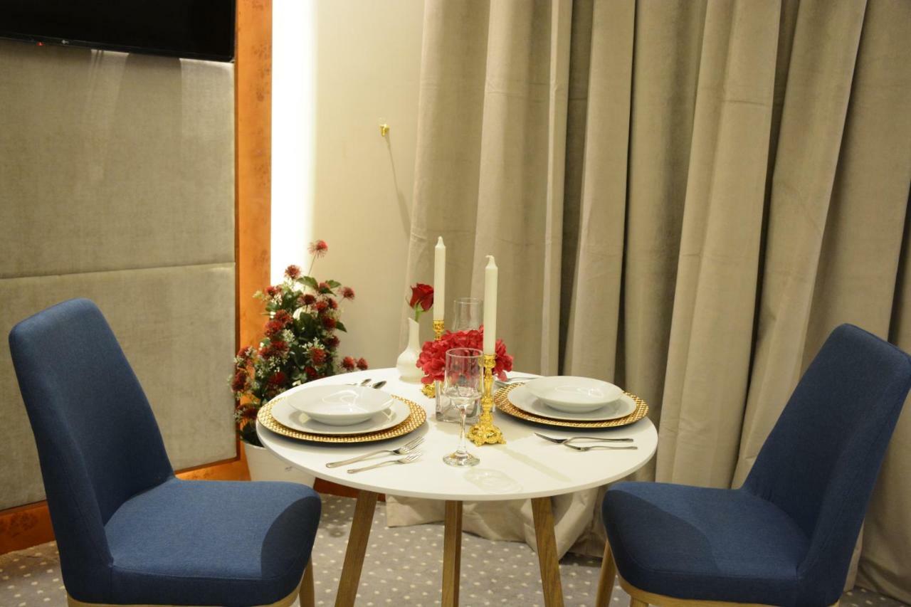 الايوان للاجنحة الفندقية E1 Hotel Al Kharj Ngoại thất bức ảnh